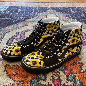 High top Vans. Checkerboard Sunflower.